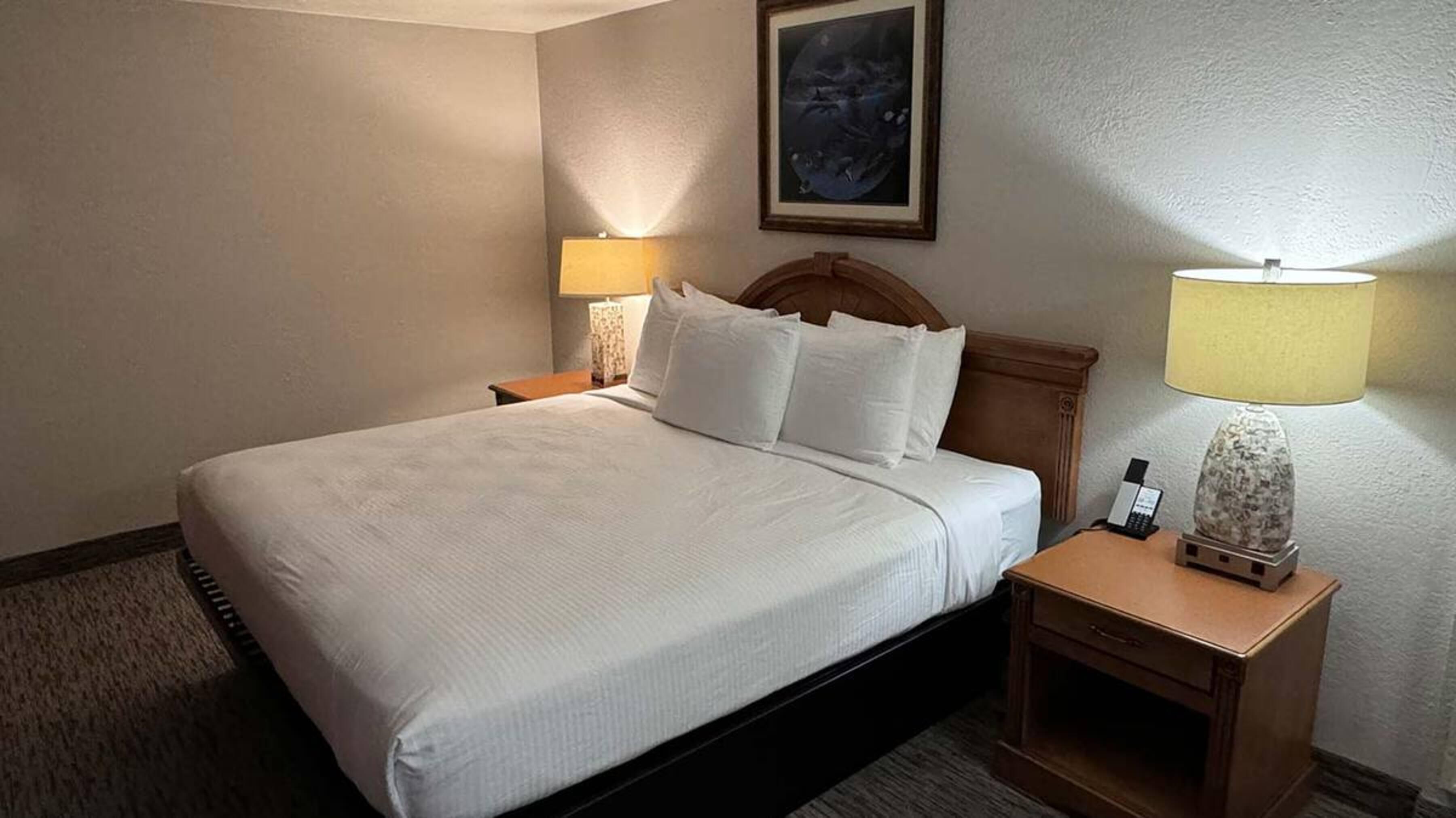 Promenade Inn & Suites Oceanfront Сисайд Экстерьер фото